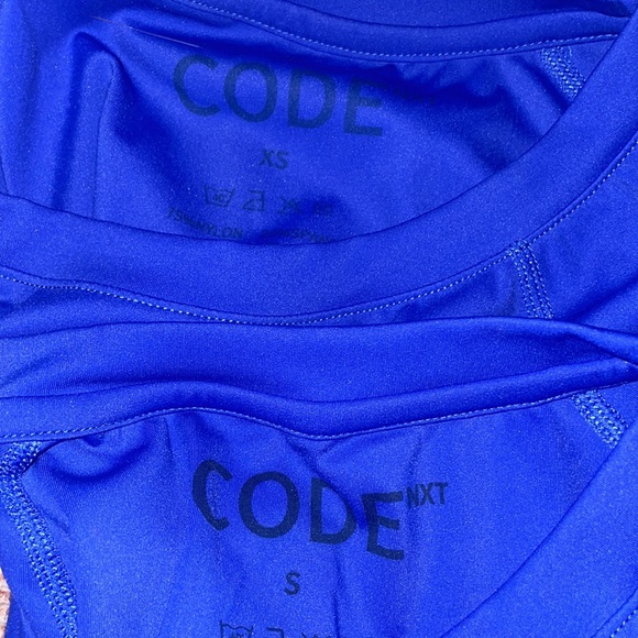 CODE NXT LIGHT/OVERCAST GRAY SCRUB SETS - Picture 3 of 4